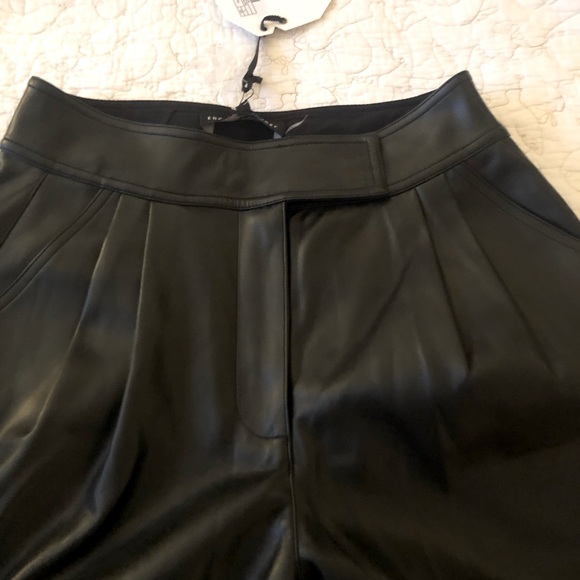 English Factory Faux Leather Pleated Trouser Pants Size S NWT - Picture 13 of 15
